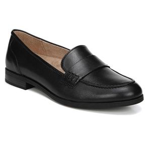 Naturalizer Milo Loafer